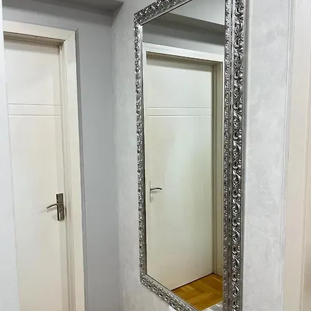 Apartman Central Apartment *